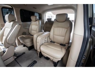 Hyundai H1 Deluxe 2.5 L 2010 A/T ดีเซล รูปที่ 7