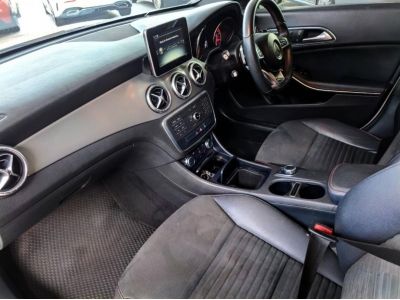 Mercedes Benz CLA 250 AMG Dynamic 2015 รูปที่ 7