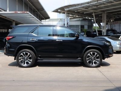 ฟรีดาวน์ Fortuner 2.8 Legender 4WD A/T ปี 20 รถทดลองขับจากโตโยต้ามอเตอร์ รูปที่ 7