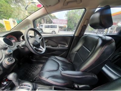 Honda jazz 1.5 SV 2011 AT รูปที่ 7