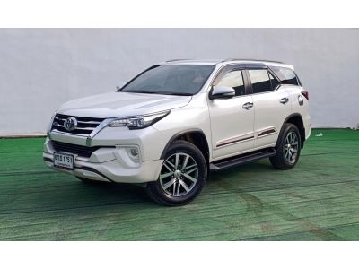 toyota Fortuner รูปที่ 7