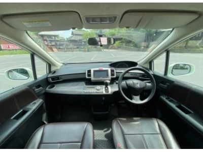 2013 HONDA FREED 1.5 SE A/T รูปที่ 7