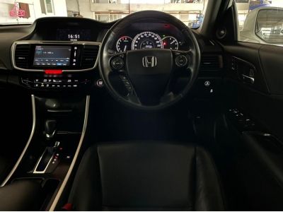 Honda Accord 2.4 El Navi ปี 2018 เกียร์ออโต้  (รถมือสอง ราคาดี เจ้าของขายเอง รถสวย สภาพดี ไมล์แท้) รูปที่ 7