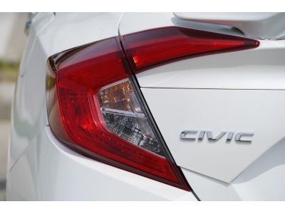 HONDA CIVIC 1.8 EL A/T ปี2016 รูปที่ 7