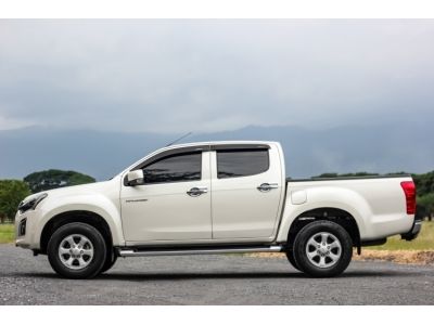 ISUZU D-MAX 1.9 HI-LANDER L M/T ปี 2017 สีขาว รูปที่ 6