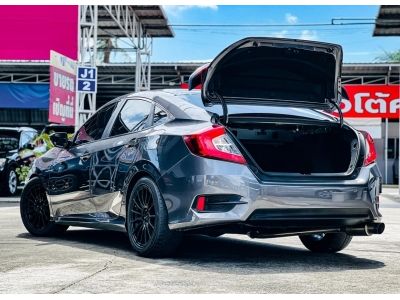 2018 HONDA CIVIC FC 1.8E เครดิตดีฟรีดาวน์ ดอกเบี้ยพิเศษสำหรับ ลูกค้าเครดิตดี เริ่มต้น 2.79 รูปที่ 7