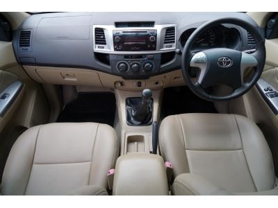 2014 TOYOTA VIGO 2.5 E PRERUNNER CAB  สีเทา รูปที่ 7