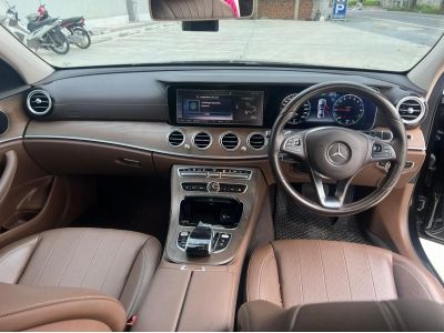 2017 Mercedes Benz E-CLASS  E350 2.0 Exclusive รูปที่ 7