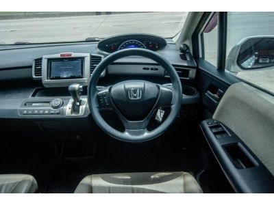 Honda FREED 1.5 EL รูปที่ 7