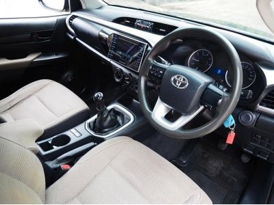 TOYOTA HILUX REVO SMART CAB 2.4 E PRERUNNER ปี 2016 เกียร์ MANUAL 6 SPEED รูปที่ 7