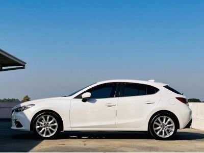 Mazda 3 2.0 S สีขาว ปี 2015 รูปที่ 7