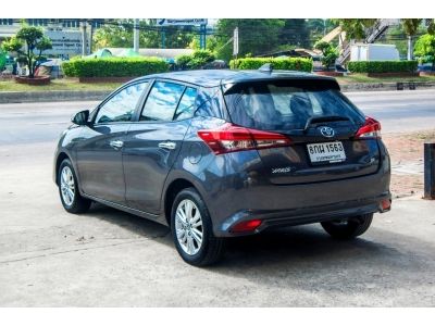 Toyota Yaris 1.2G เบนซิน รูปที่ 7