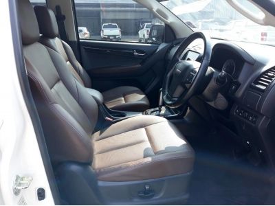 ISUZU D-MAX CAB4 3.0 HI LANDER CC. ปี 2019 สี ขาว เกียร์ Auto รูปที่ 7