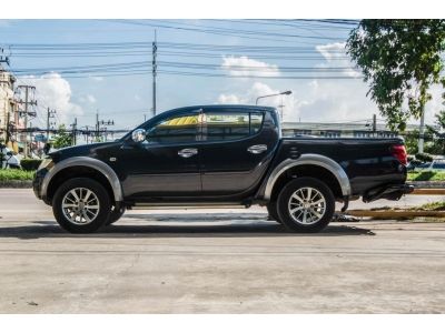 Mitsubishi Triton 2.4 Double Cab Plus เบนซินCNG รูปที่ 7