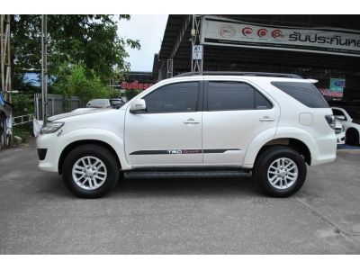 2014 TOYOTA FORTUNER 3.0V auto ฟรีดาวน์ ไมล์ 190,000 กม. รูปที่ 7