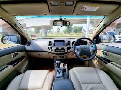 2011 TOYOTA FORTUNER 3.0 V 4WD ออโต้ ขับ4 ตัวTOPสุด รถบ้านสวยพร้อมลุย รูปที่ 7