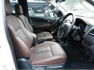 ISUZU D-MAX SPACE CAB 3.0 Z HILANDER CC. ปี 2019 สี ขาว เกียร์ Manual รูปที่ 7