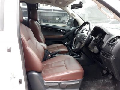 ISUZU D-MAX SPACE CAB 3.0 HILANDER CC. ปี 2019 สี ขาว เกียร์ Manual รูปที่ 7