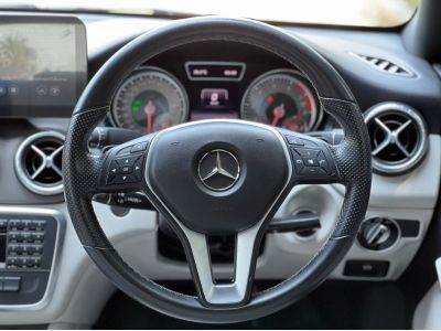 2015 Mercedes-Benz CLA180 รูปที่ 7