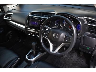 โตโยต้าชัวร์ ฟรีดาวน์ Honda Jazz 1.5 SV A/T ปี 16 รูปที่ 7