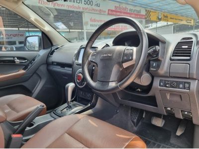 ปี 2019 ISUZU D-MAX CAB4 3.0 Z HILANDER CC. สี ขาว เกียร์ Auto รูปที่ 7