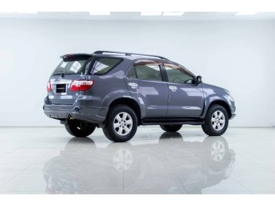 2011 TOYOTA FORTUNER 2.7 V ผ่อน 4,706 บาท 12 เดือนแรก รูปที่ 7