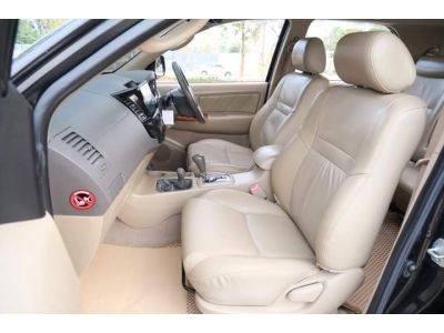 Toyota Fortuner 3.0V 4WD A/T ปี 2008 รูปที่ 7