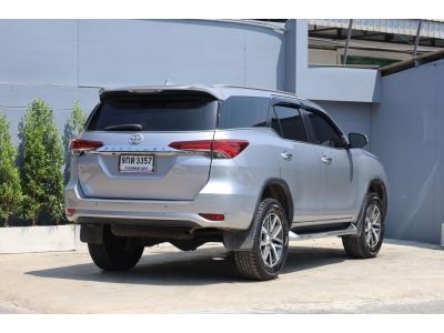 2019 TOYOTA FORTUNER 2.8 V navi auto รูปที่ 7