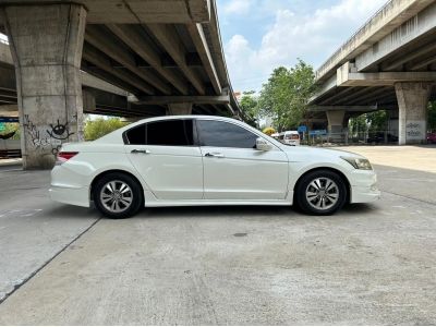 HONDA ACCORD 2.0 เกียร์ออโต้ ปี 2011 สีขาว รูปที่ 7