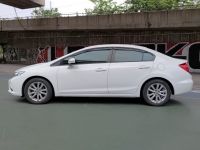 Honda Civic 1.8 E AT  ปี 2012 3400-150 เพียง 319,000 บาท เครดิตดีฟรีดาวน์ ซื้อสดไม่เสียแวท ✅ มือเดียว ไม่เคยติดแก็ส ✅ เครื่องยนต์เกียร์ช่วงล่างดี แอร์เย็นฉ่ำ ✅ จัดไฟแนนท์ได้ทั่วไทย . ✅สนใจติดต่อ086/43 รูปที่ 7