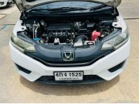 HONDA NEW JAZZ 1.5S VTEC(AS) ปี2015 สีขาว เกียร์ออโต้ รูปที่ 7