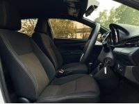 TOYOTA Yaris Eco Hatchback 1.2E Auto  สีขาว ปี 2017 รูปที่ 7