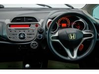 HONDA JAZZ GE 1.5 S ปี 2012 เกียร์ธรรมดา MT ส่งบัตรประชาชน รู้ผลอนุมัติภายใน 30 นาที รูปที่ 7