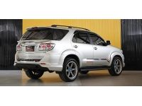 ฟรีดาวน์ 2013 Toyota Fortuner 3.0 V D4d Navi Auto สีบรอนซ์ เกียร์ออโต้  เครื่องดีเซล ขับ2Wd รูปที่ 7