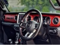 JEEP GLADIATOR RUBICON 3.6 V6 4WD ปี 2021 สีเทา มือเดียว ไมล์น้อย สภาพสมบูรณ์พร้อมใช้ ประวัติดี ไม่มีอุบัติเหตุ ของแต่งยกให้หมด รูปที่ 7