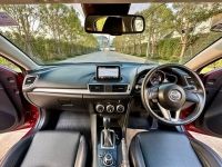 2016 Mazda 3 2.0 S Sports รถเก๋ง 5 ประตู เจ้าของขายเอง รถมือเดียว สภาพป้ายแดง เข้าเช็คศูนย์ตลอด รูปที่ 7