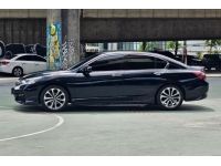Honda ACCORD 2.0 EL Minor Change AT ปี 2017  รถสวยมือเดียว สีดำ เบนซิน เกียร์อัตโนมัติ รูปที่ 7