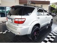 TOYOTA FORTUNER 3.0V AUTO 4WD ดีเซล ปี 2009 สีเทา บรอนซ์เงิน รูปที่ 7