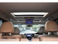 รุ่นรถ: Toyota Vellfire 2.4V ปี2010 จด 2012 สี: ขาว เกียร์: ออโต้ เครื่องยนต์: เบนซิน รูปที่ 7