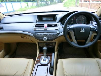 HONDA ACCORD G8 สีขาวไม่เคยแก็สเครื่อง 2.4ขับดี ราคาพิเศษ พร้อมชุดแต่งMODULO รูปที่ 8