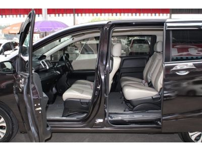 2013 HONDA FREED 1.5 EL *ดบ.2.79% ฟรีดาวน์ แถมประกันภัย / อนุมัติเร็ว ดันทุกเคส รูปที่ 8