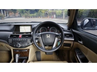 2010 HONDA ACCORD 2.4 EL NAVI *ใช้เงิน 5 พันบาทออกรถ แถมประกันภัย รูปที่ 8