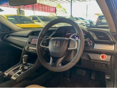 2016 HONDA CIVIC FC 1.8 E เครดิตดีฟรีดาวน์ รูปที่ 8