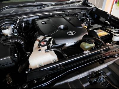 TOYOTA FORTUNER 2.8TRD 4WD เกียร์AT ปี20 รูปที่ 8