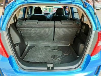 2012 Honda Jazz 1.5SV TOP เครดิตดีฟรีดาวน์ รูปที่ 8