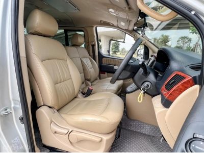 2010 HYUNDAI H-1 DELUXE 2.5 รูปที่ 8