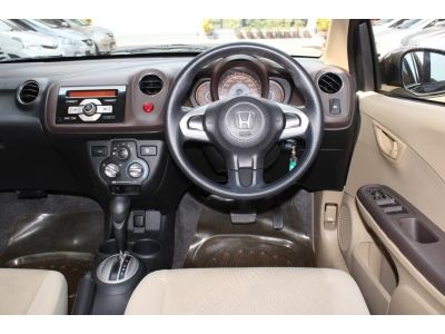 2013 HONDA BRIO AMAZE 1.2 V *ฟรีดาวน์ แถมประกันภัย รูปที่ 8