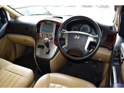 2012 Hyundai H1 Deluxe รถสวยประวัติดี รูปที่ 8