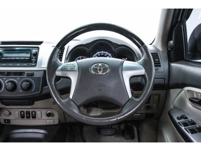 2013 TOYOTA FORTUNER 2.5 G 2WD  ผ่อน 5,746 บาท 12 เดือนแรก รูปที่ 8