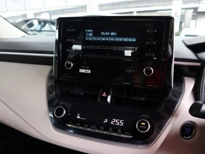 ฟรีดาวน์ Altis 1.6 G ปี 19 รถทดลองขับจากโตโยต้ามอเตอร์แห่งประเทศไทย รูปที่ 8